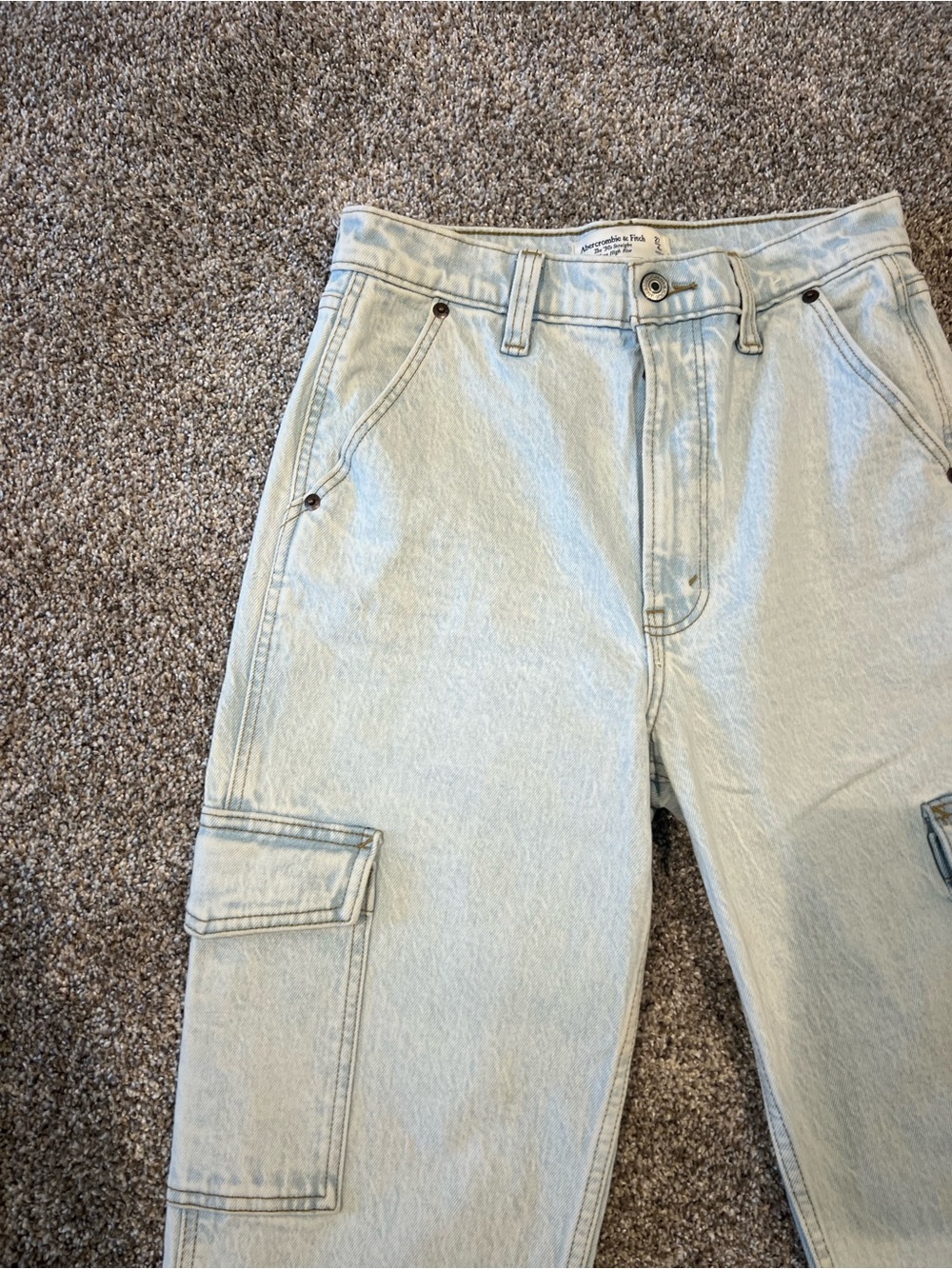 A&F Light Wash Denim Cargo Pants - 90s Style